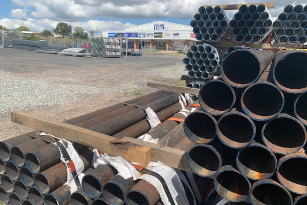 Posts & Pipe